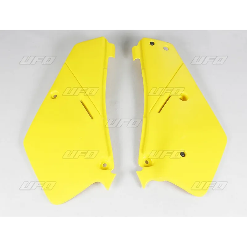 UFO boční tabulky na startovací číslo SUZUKI RM 80 86-99 barva žlutá Doprava Zdarma