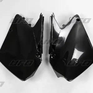 Objednat Nyní UFO boční tabulky na startovací číslo SUZUKI RM 125/250 03-05 barva černá