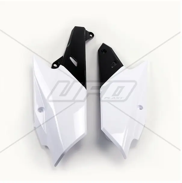 Super Cena UFO boční tabulky na startovací číslo YAMAHA YZF 250 14-18 YZF 450 14-17, WRF 250 15-19, WRF 450 16-18 barva bílá = YA04839999