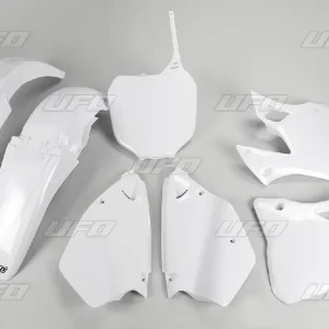 Sleva UFO kompletní sada plastů YAMAHA YZ 125 / 250 00-01 barva bílá (YA300E046)