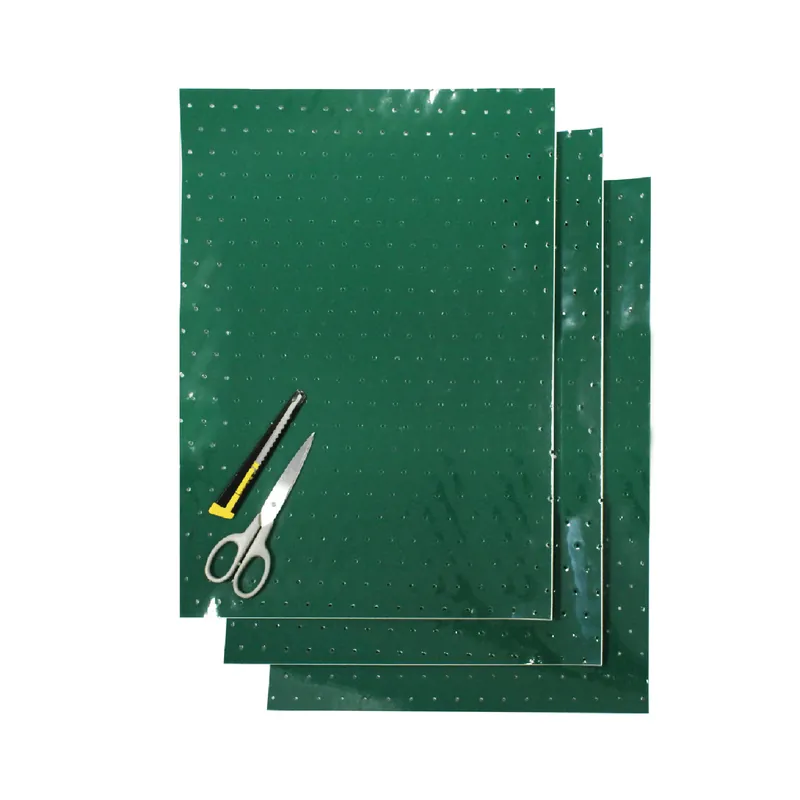 Poslední Šance BLACKBIRD sada samolepek (dýhy) (fólie crystal 0,4 mm) (perforované) 3 X list 47X33cm, barva zelená