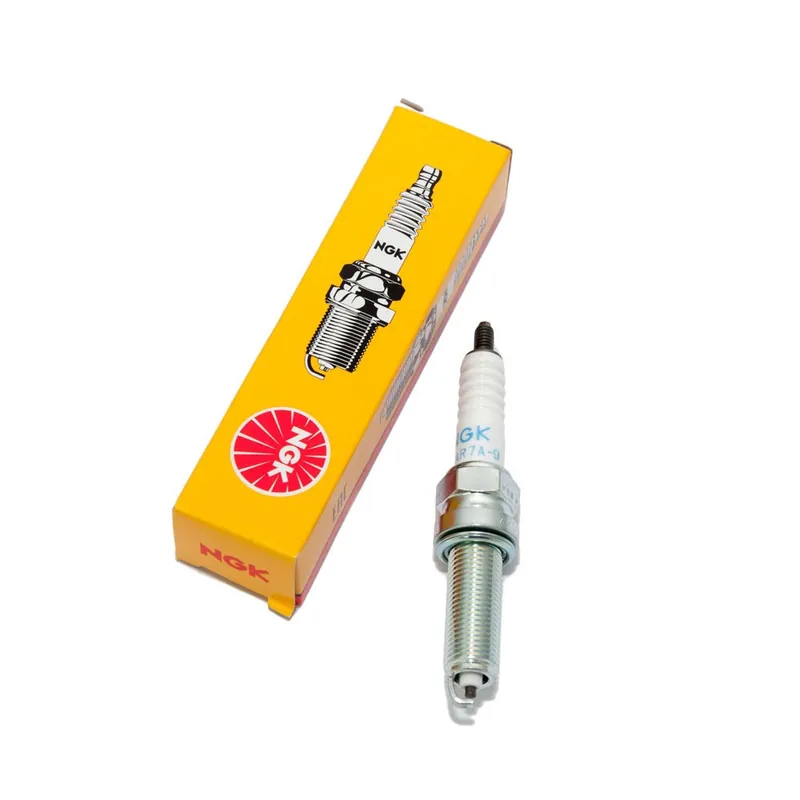 Značkový Svíčka NGK standard YAMAHA XVS 1300 C Stryker rok 14-15