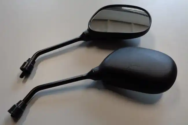 Cenová Bomba GZ zrcátko univerzální pro skútry oválné levé i pravé (komplet) závit YAMAHA M8 barva černá