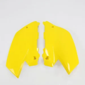 UFO boční tabulky na startovací číslo YAMAHA YZ 125/250 02-14 restyling barva žlutá - Akční Nabídka