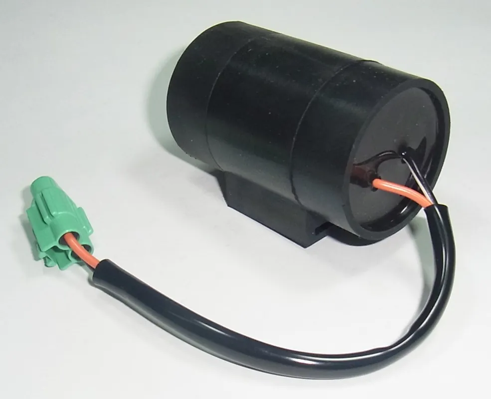 Velkoobchod TOURMAX kondenzátor KAWASAKI KXF 250 11-13, KXF 450 09-13 vyrobeno v Japonsku