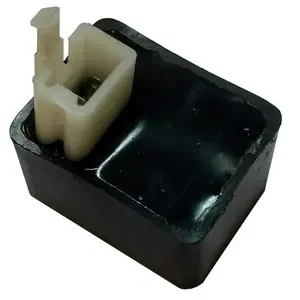 DZE přerušovač blinkrů SUZUKI GSF 400/600/1200, VS 800/1400, GS500E, VZ800, GSX 600/750F, RF, TL (38610-45D01, 38610-26E00) Cenová Bomba